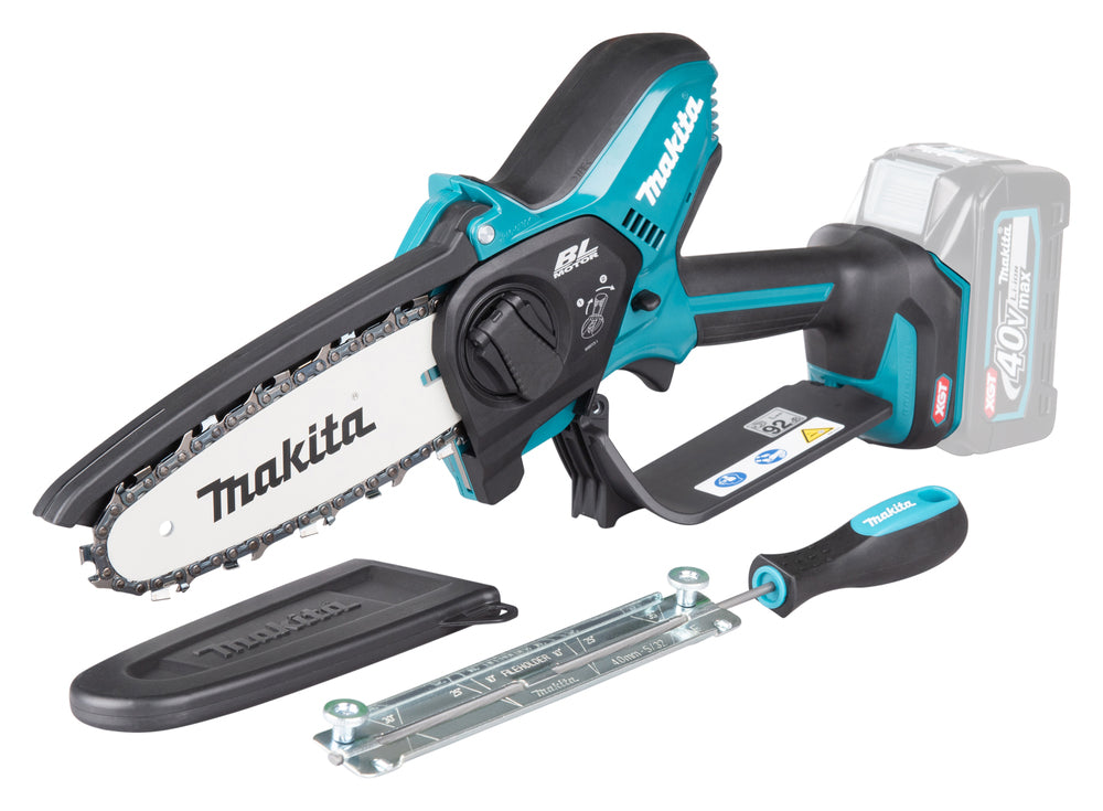 Makita UC029GZ 40V XGT Cordless Brushless Chainsaw – 6" Bar, Bare Unit