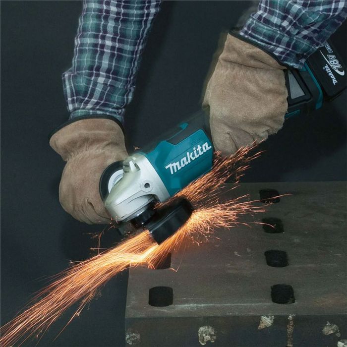 Makita DGA452Z 18V LXT Angle Grinder – Body Only (Compact & Powerful)